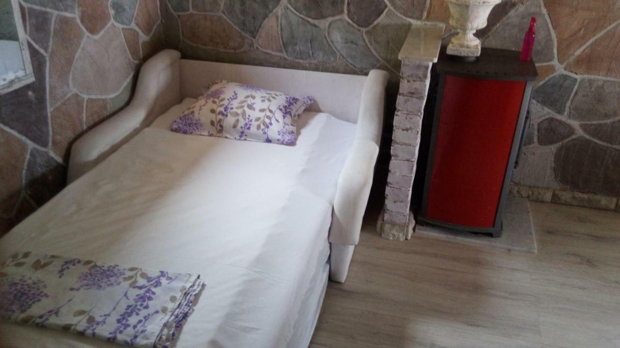 Apartmani Mira Senj  Eksteriør billede